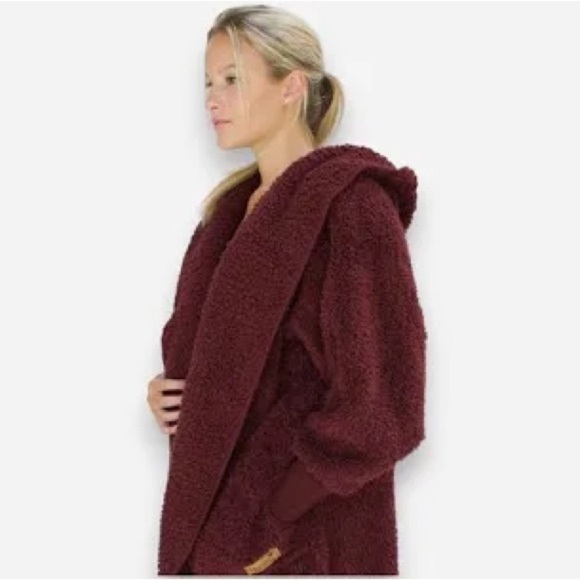 Nordic Beach fuzzy wrap Chocolate Cherry/burgundy One Size Warm Beachy camping - Picture 2 of 9